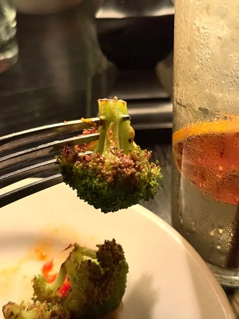 Black Bottle | A Candlelit Dinner & “Vibe Meal” Review in Seattle 💡