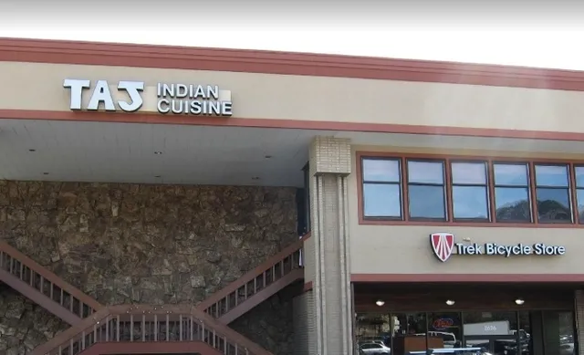 Colorado: Indian Flavors in a Shopping Mall