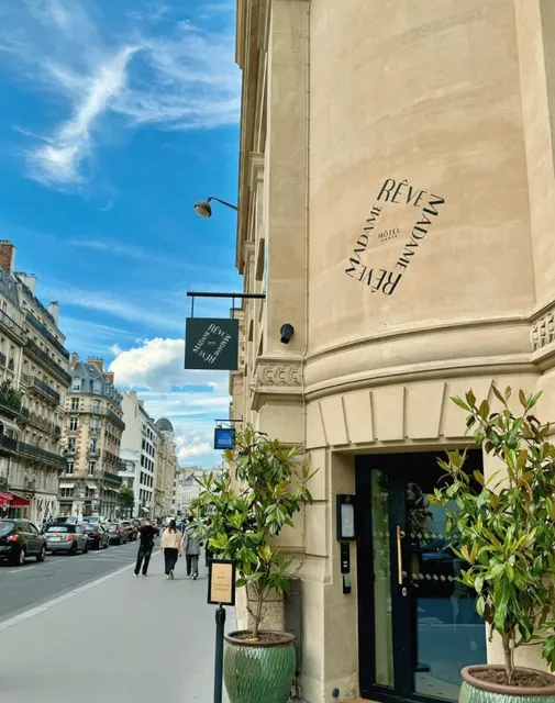  Paris Hidden Gem: Hôtel Madame Rêve by Louvre