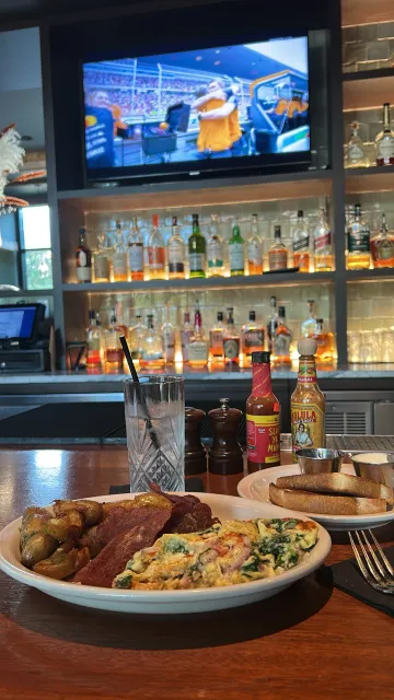 💖 Dining with ANDRIEA – An Unforgettable Experience! 🍽️✨