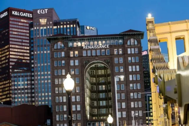 🏨 Renaissance Pittsburgh Hotel