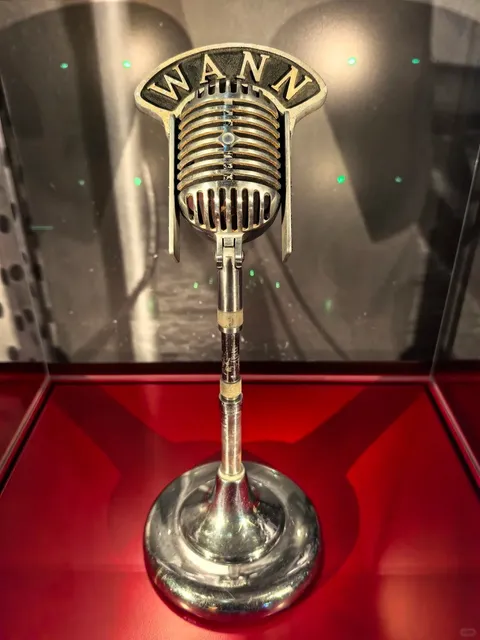 Exploring the Treasure Trove of America's National Story 🏛️🇺🇸