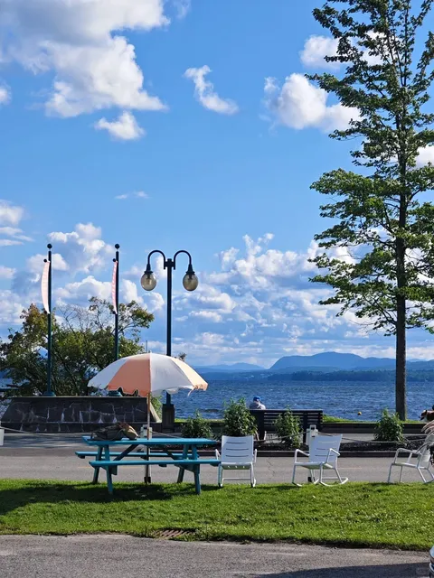 🇨🇦 Must-Visit Spot Near MTL: Magog Bay Park 🌊