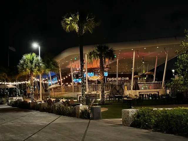 A Quality Venue Just Steps from Coconut Grove Marina in Miami! 🌴🍷