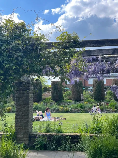 🇬🇧 FREE Student Access to Birmingham's Secret Garden!