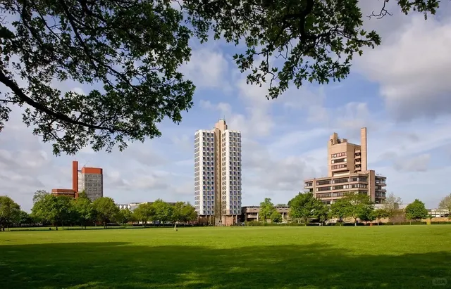 🇬🇧 Discover University of Leicester! 🎓✨