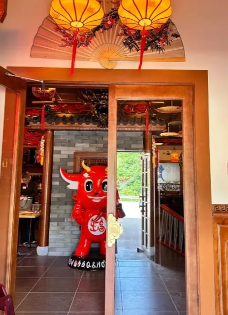 Hong Hot Pot & Grill 