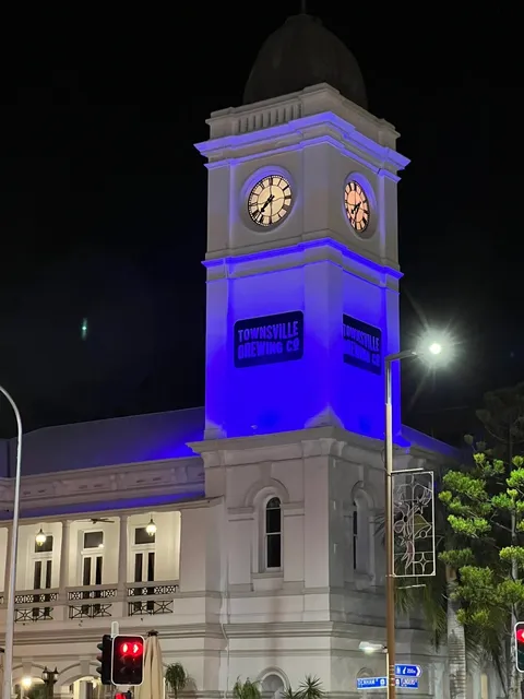 Queensland Adventure: Townsville – Sun, Surf & Surprises! ☀️🌴