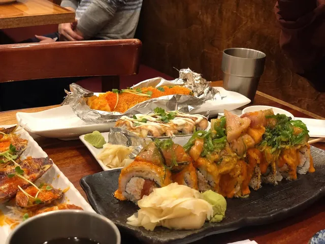 🍣 A Decade of Sushi Joy at Harumi Sushi! 🌴