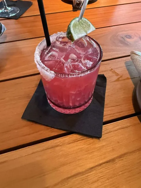 This was the best birthday dinner experience for my girlfriend! 🎂🍽️✨