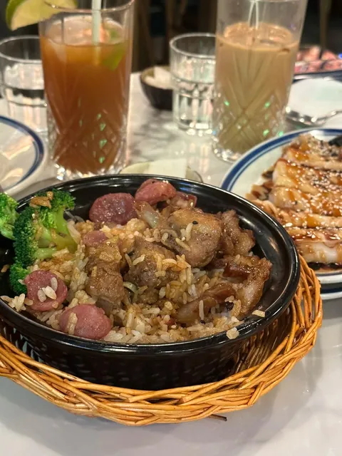 🥢 Paris' Most Authentic Claypot Rice - So Good You Can't Stop Eating!