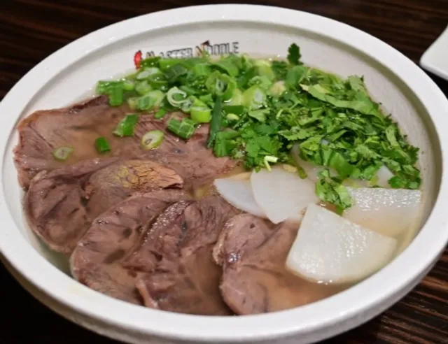 🍜 Master Noodle | A Taste of Northern Chinese Comfort in St. Paul