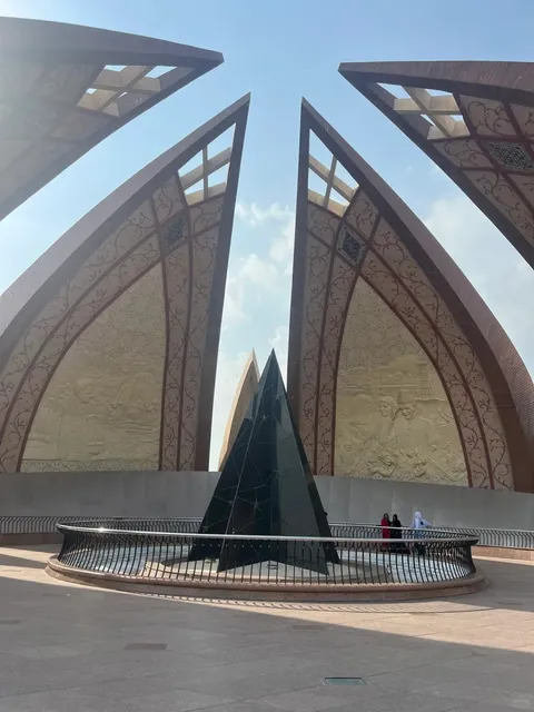 🇵🇰 Pakistan Monument ⛰️🇵🇰