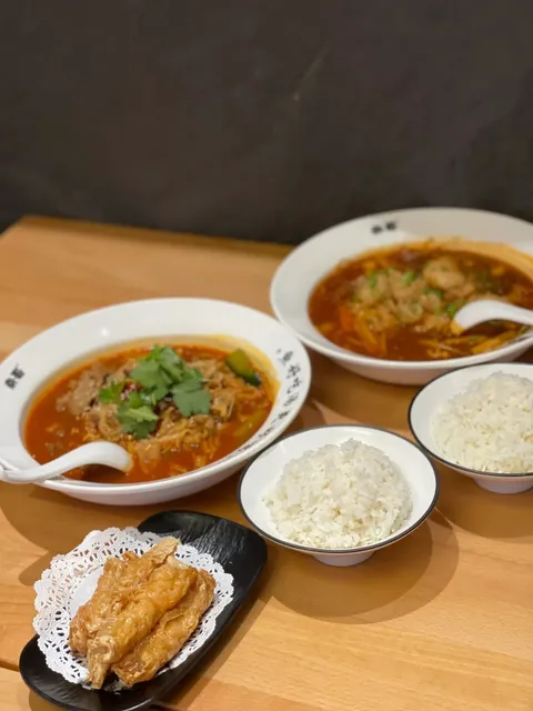 A Heartwarming Meal at NaiBrother 🐟💖