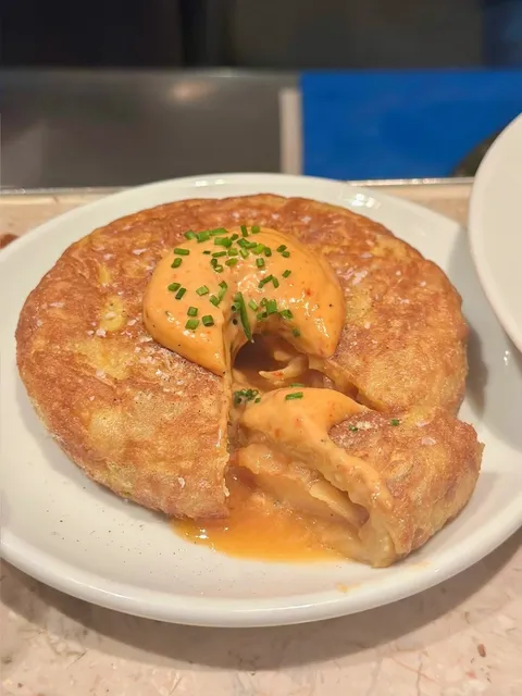 Can't say no to those creamy croquettes! 🥔