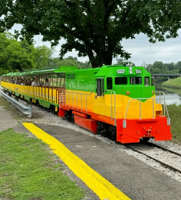 Dallas Kids’ Day Out | Ride the Fort Worth Mini Train on Repeat!!