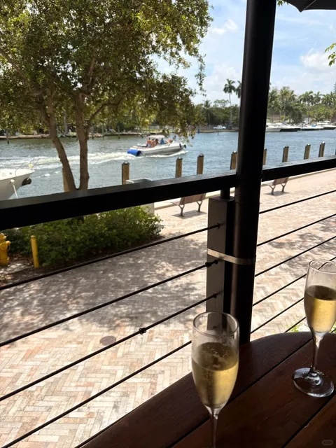 A Perfect Sunday Afternoon in Miami ✨