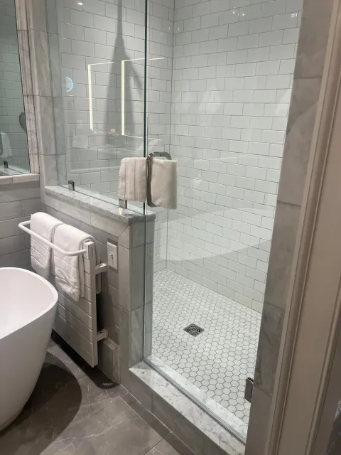 ✨ Exquisite – Every Detail Perfected! 🏨