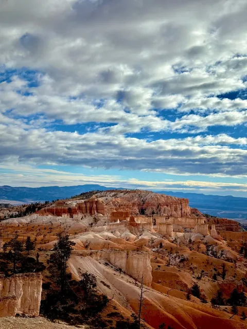 Bryce Canyon Looks Exactly Like in My Dreams! 🫢✨