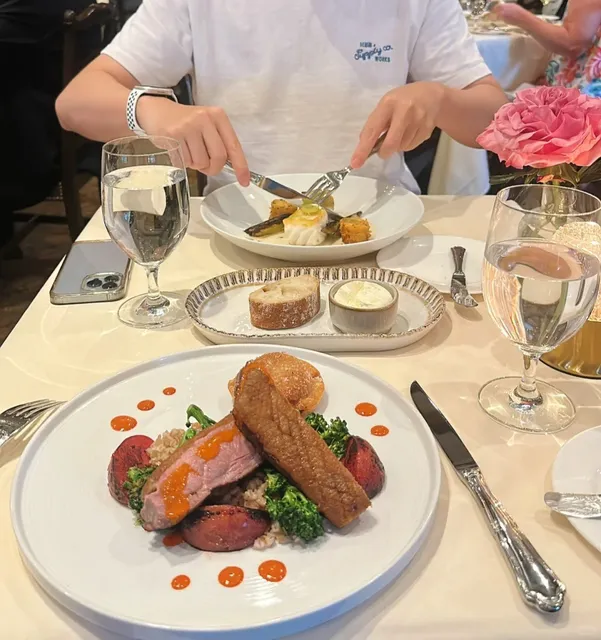 🇺🇸 1789 Restaurant 🍷 Time Travel to 18th-Century Paris in DC!