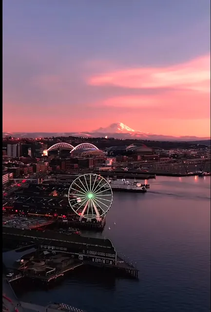 Seattle | A City Where You Can See Snow-Capped Mountains 