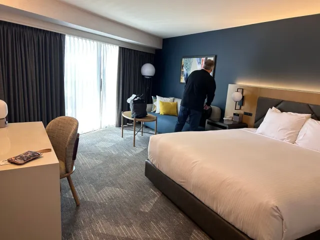 🏙️ Three Cozy Nights – A Perfect Stay with a View! 🌉