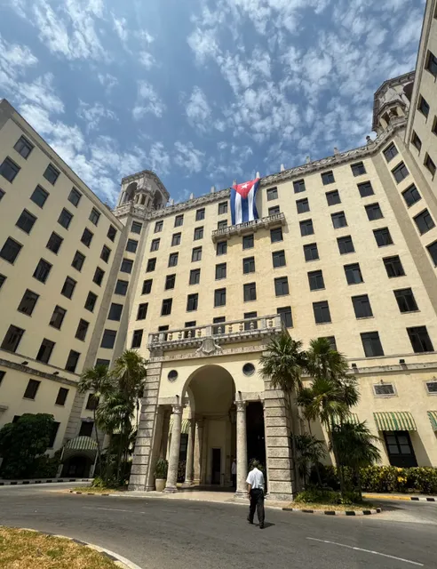 Where Mafia Legends and Sunset Cigars Meet a Century’s Heartbeat