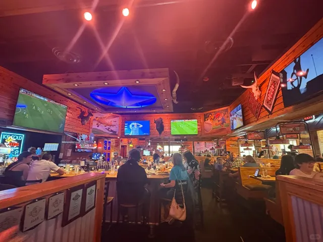 Atlanta | The Value King of Steaks: Texas Roadhouse 🤠🥩