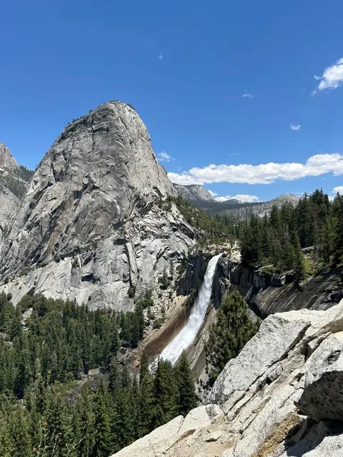 Yosemite | A Place You’ll Want to Visit Again and Again 🏞️❤️