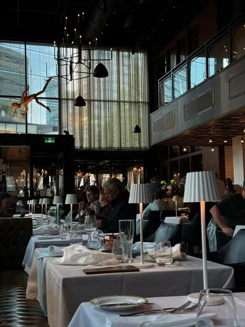 Aquafarina | Vancouver's Most Extravagant Italian Experience  