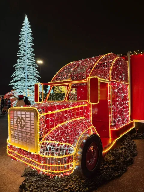 Christmas Early Birds, This One’s for You 