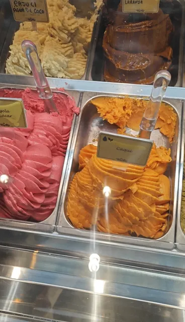🇧🇷 Sao Paulo ice cream daily The persimmon flavor is delicious