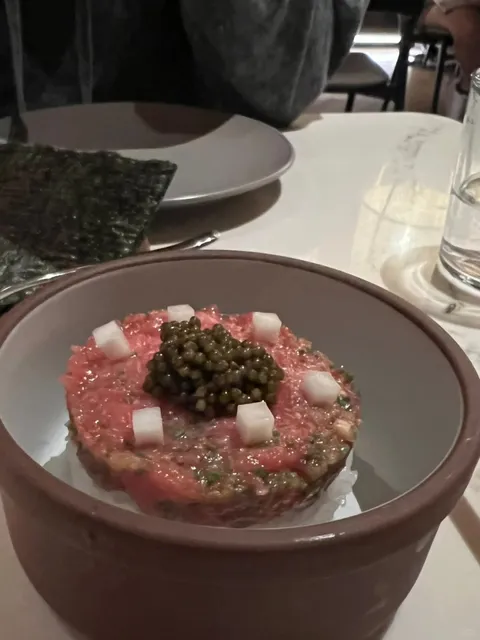 What Pretty but Disappointing Meals I’ve Eaten in Downtown Chicago 🍽️