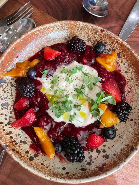 San Francisco’s Iconic Vegetarian Spot | Greens Restaurant 🌿