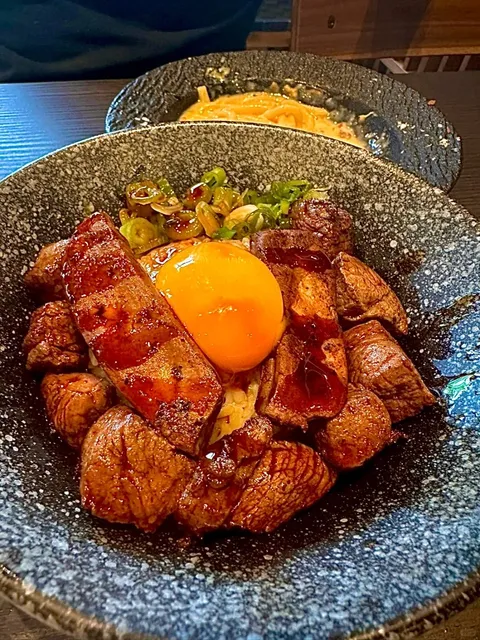 Indulge in Canada's Must-Try Pan-Seared Foie Gras Rice 🍚✨