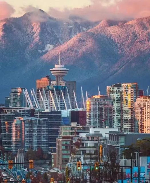 The most beautiful town I ever seen town of Gaia