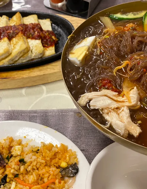 Who hasn’t tried the North Korean restaurant Корё yet?