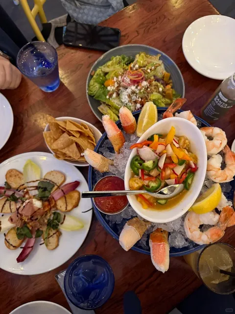 🇺🇸 Monterey’s Breathtaking Oceanview Restaurant