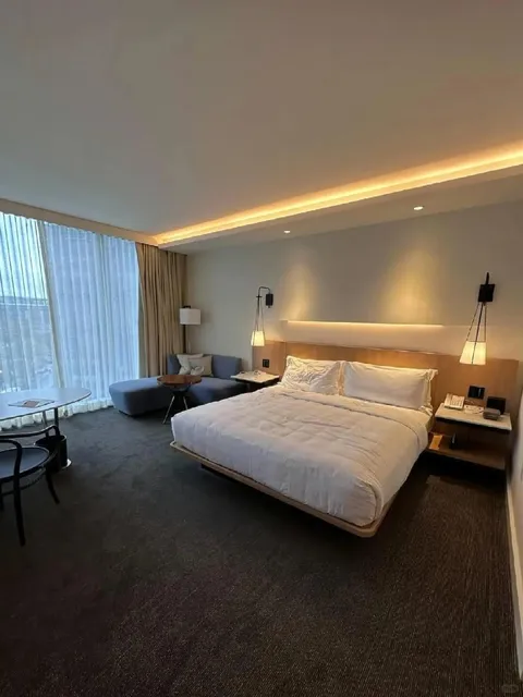 Don’t Just Choose Any Hotel in DC — This One’s a Classy & Affordable P