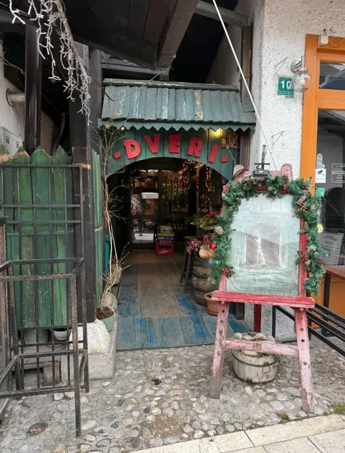 If You Only Have Two Meals in Bosnia, Eat Here: 🇧🇦✨