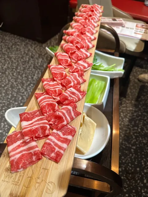 Seattle Hot Pot Heaven! Qiao Lin Takes It to the Next Level! 🍲✨