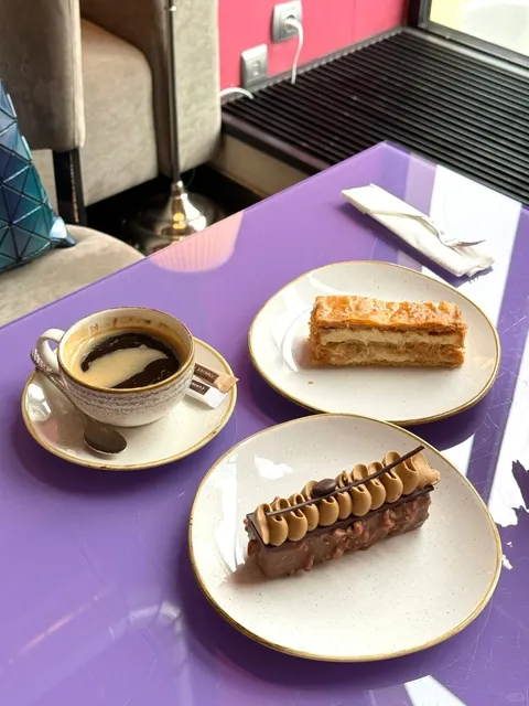 🇵🇱 Warsaw's 🥮 Cakes Are Absolutely Delicious!