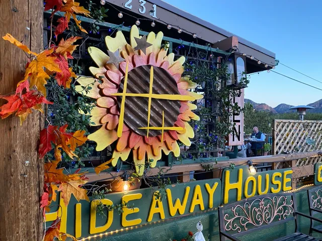 【AZ Sedona Hideaway House 🏞️🍴】
