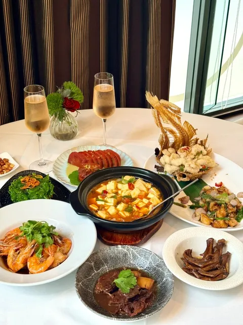 London | When It Comes to High-End Restaurants, 📍Bright Courtyard Club Deserves a Mention!