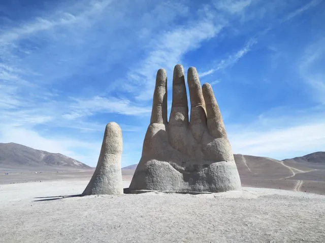 Antofagasta: Where Desert Meets the Sea 🌊🏜️