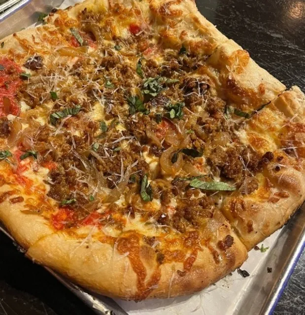 A Musical Lunchtime at The Stillery!