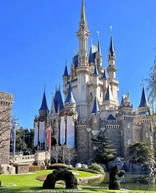 The Ultimate Family-Friendly Itinerary 🎈 (1)