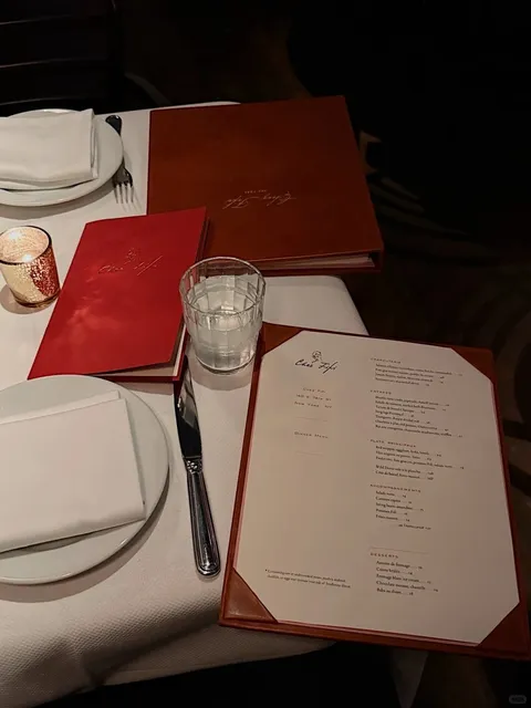 A New French Gem in an Upper East Side Loft 🍷｜Chez Fifi