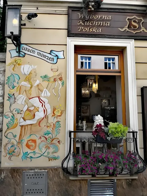 OMG Kraków's Aesthetic Violence Made Me Delete All My Filters​​ 😱💥