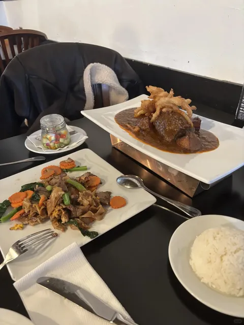 Seattle’s Unheard Thai Gem: Cashew Thai Cuisine